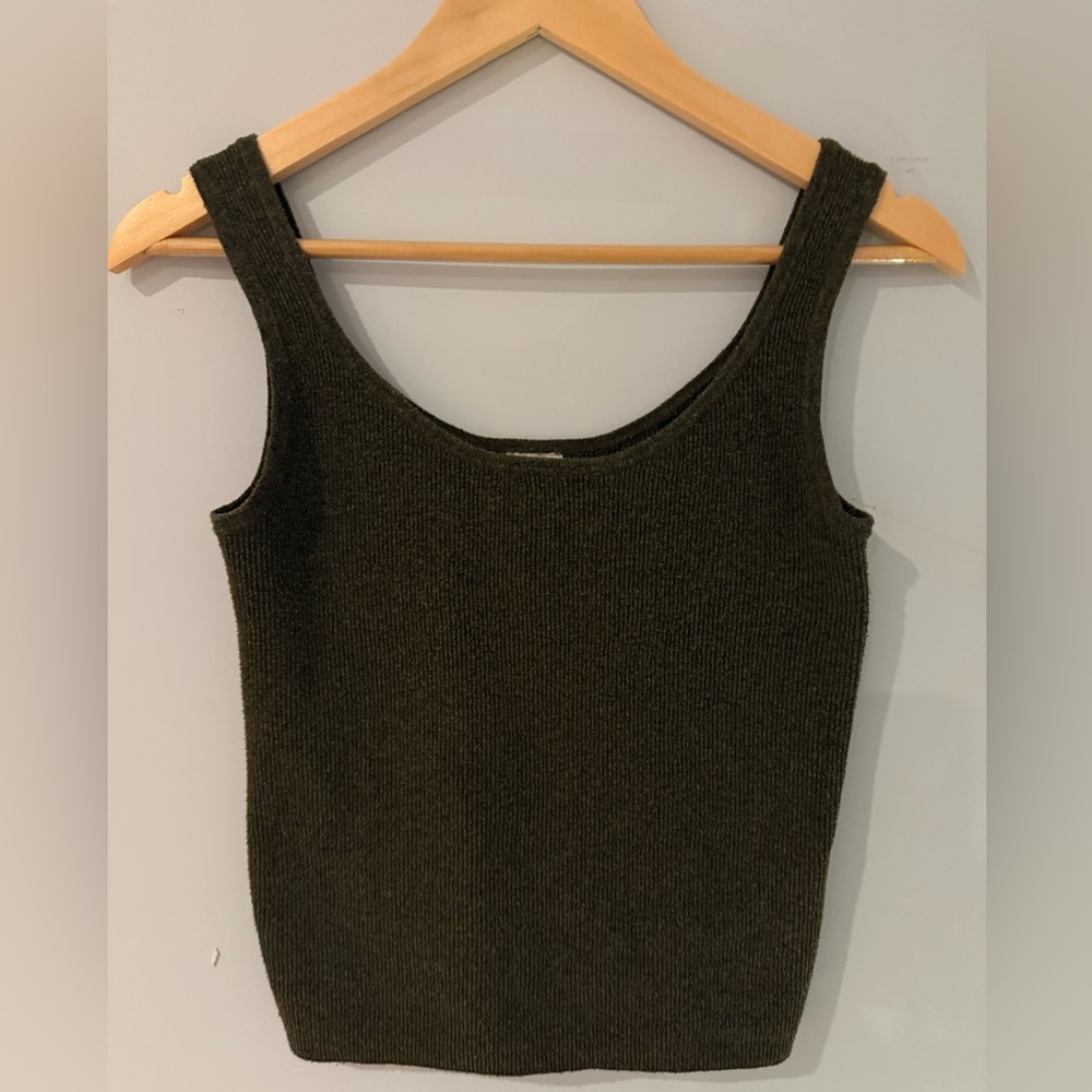 Sleeveless Knit Tank Top - Olive Green